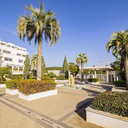 Cubo's Santana Golf & Free Parking 公寓
