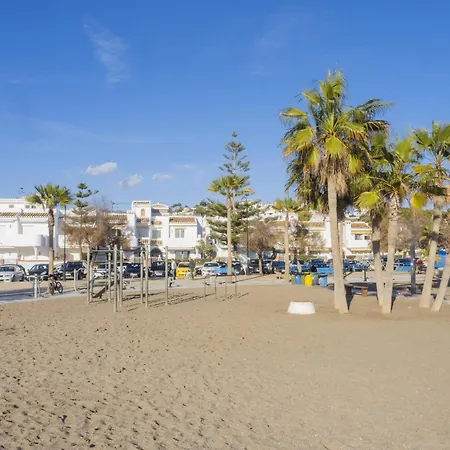 Cubo's Santana Golf & Free Parking *