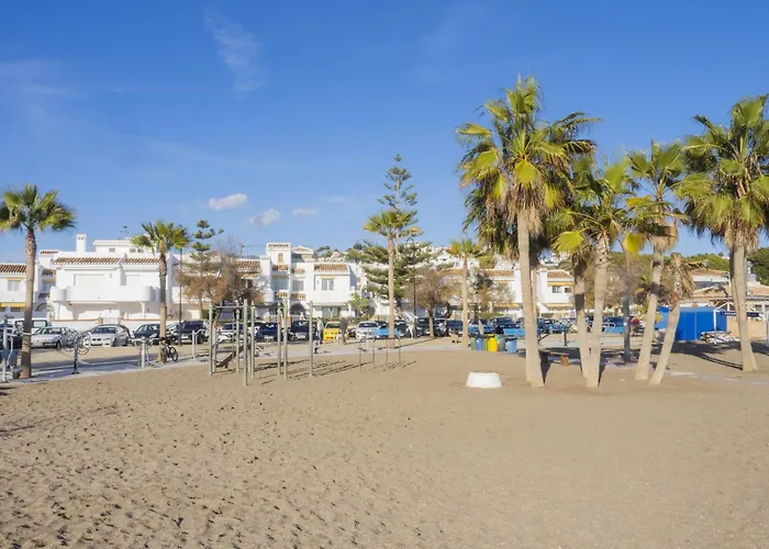 Cubo's Santana Golf & Free Parking *